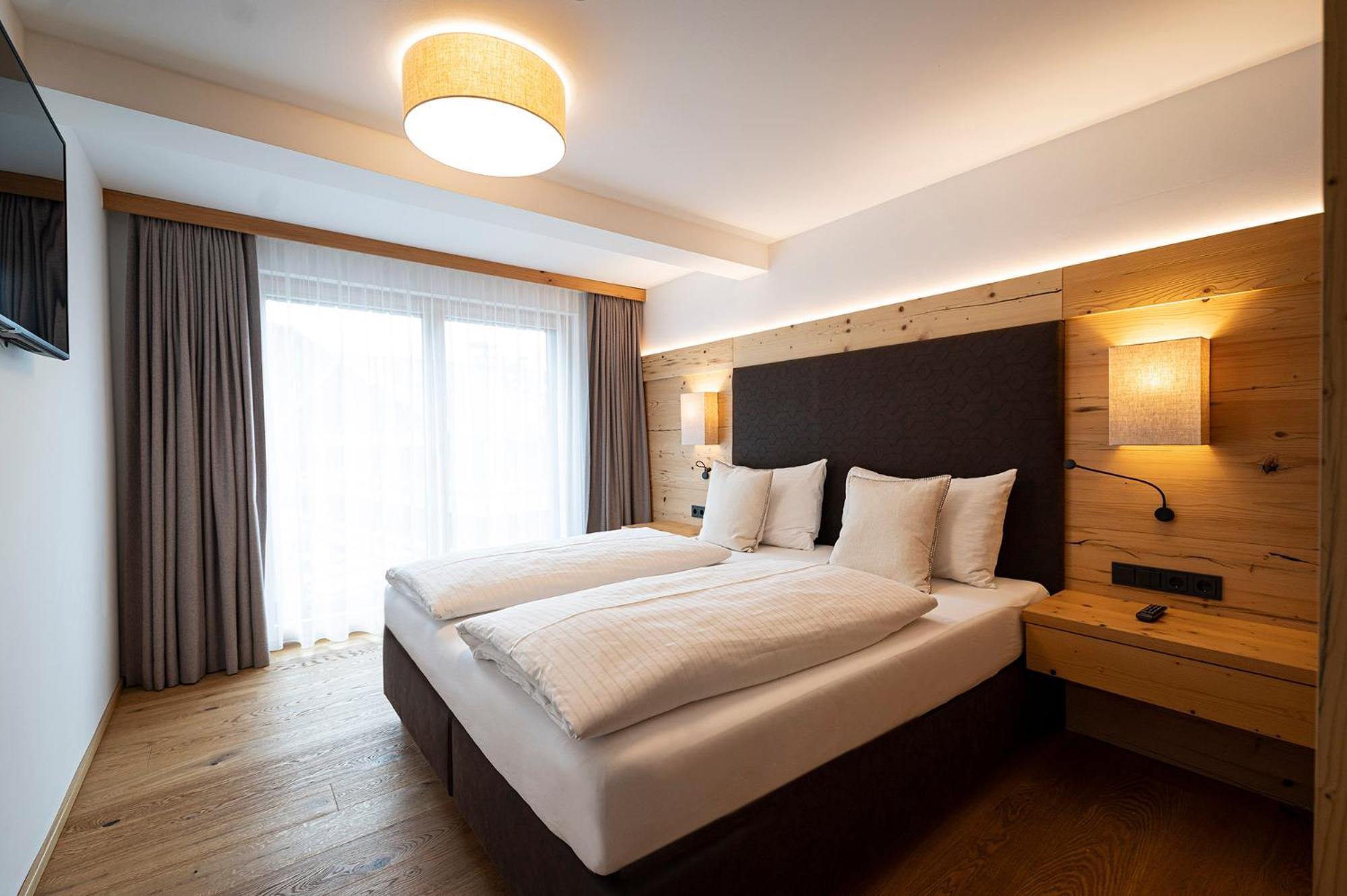 Lakeside Luxury Apartments ツェル アム ゼー エクステリア 写真