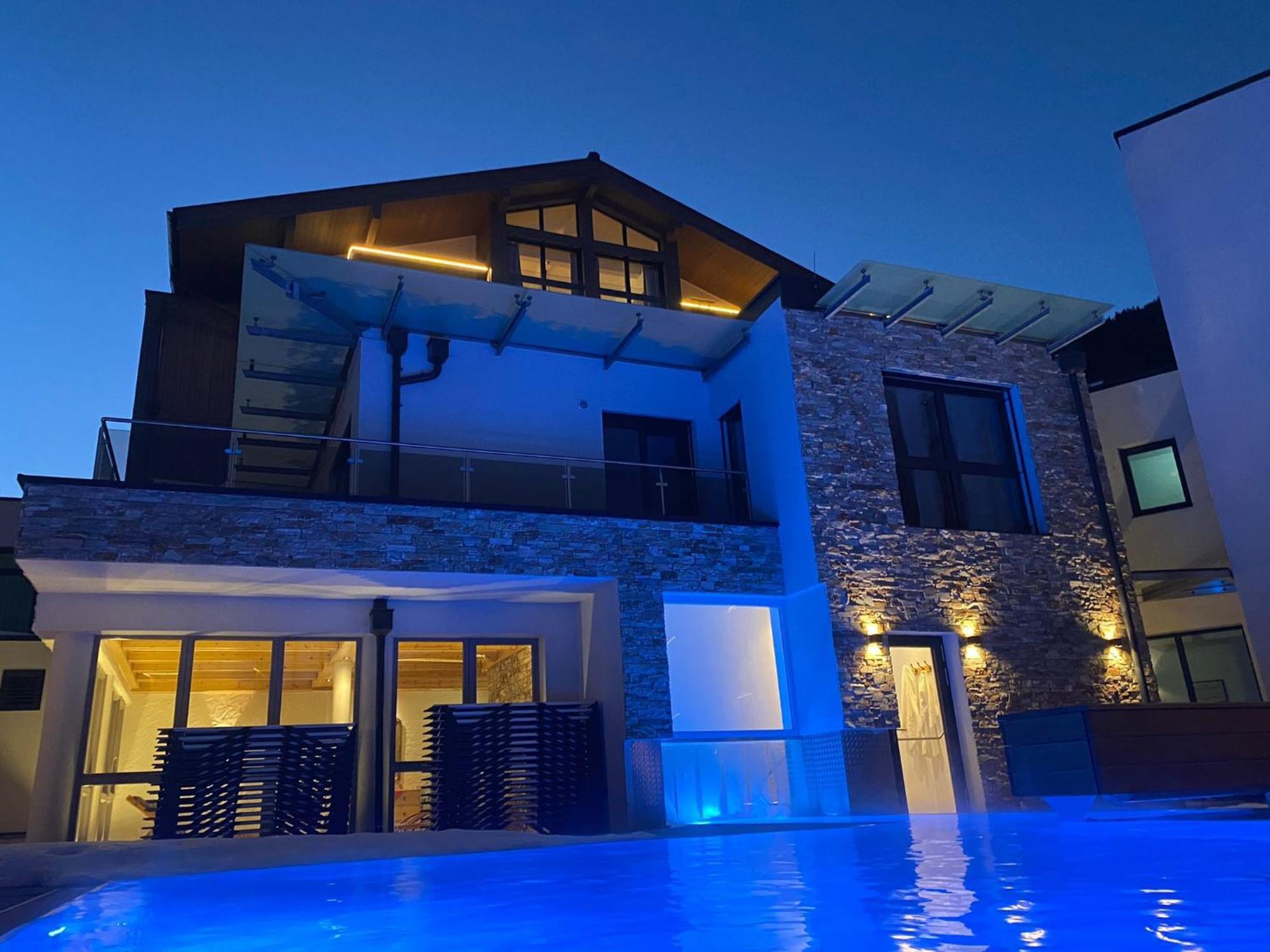 Lakeside Luxury Apartments ツェル アム ゼー エクステリア 写真